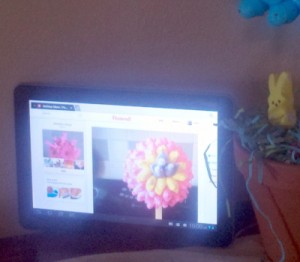 I found some easy Spring decorating ideas on Pinterest!